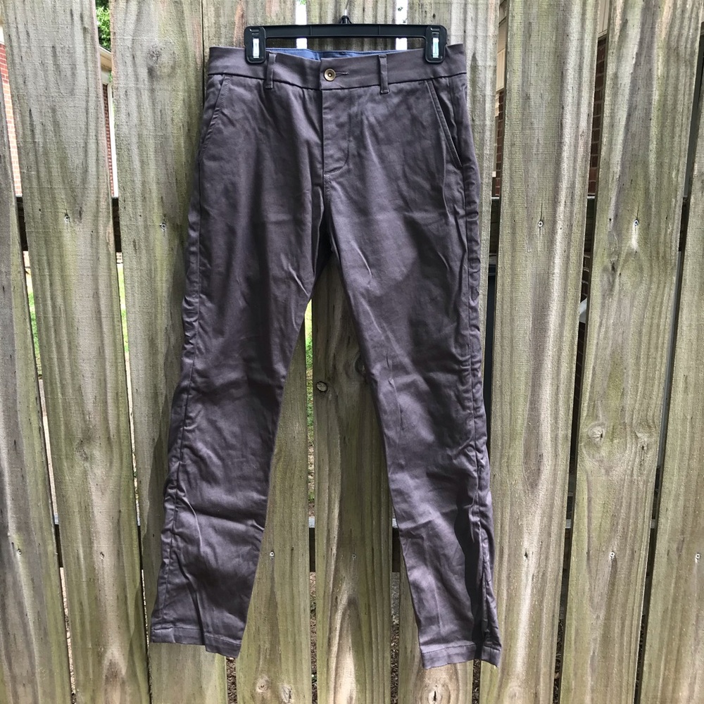 Tradlands transit chino in charcoal